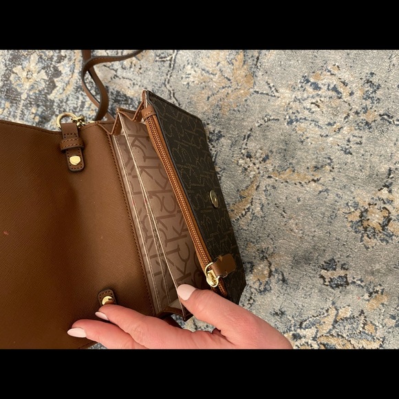 Calvin Klein crossbody bag - Picture 3 of 4